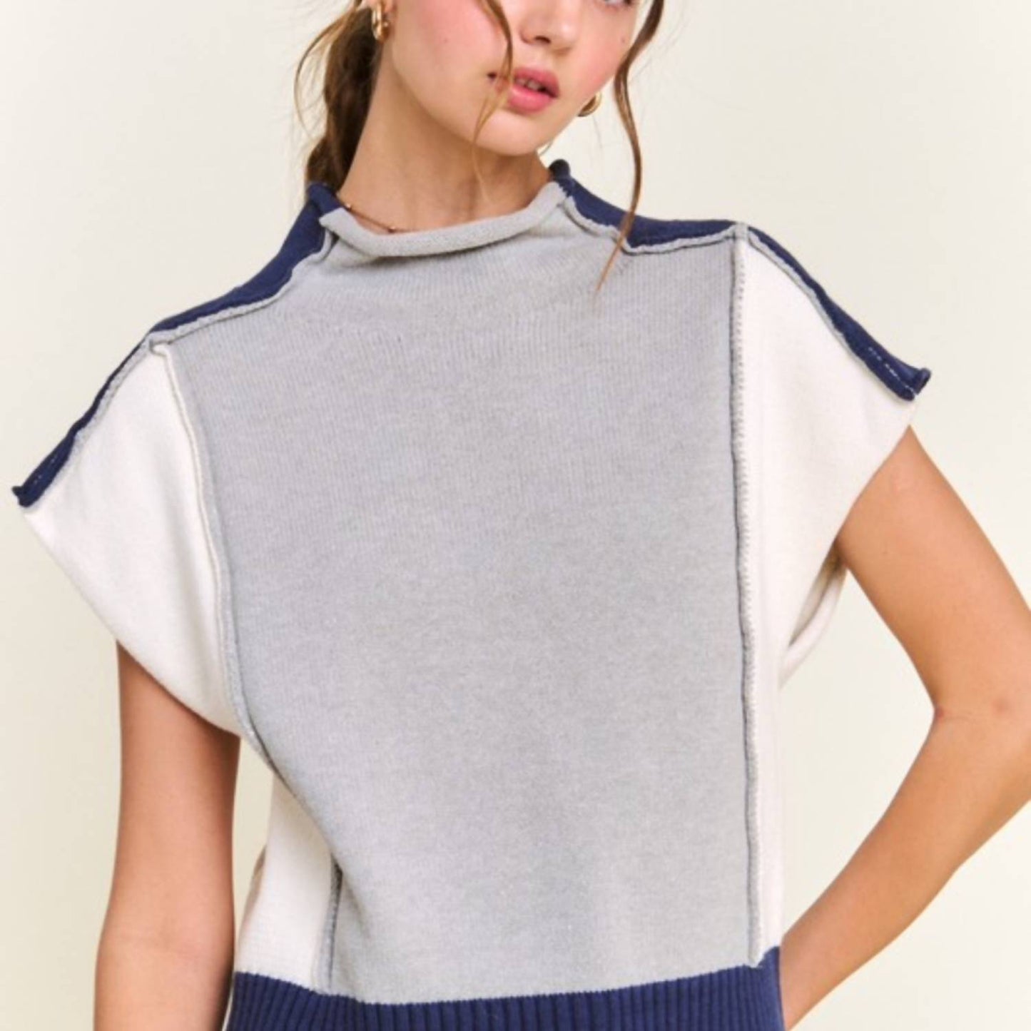 Fashion Go - Color Block Top