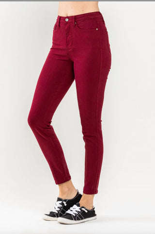 Judy Blue - Calça Jeans Skinny com Controle de Barriga