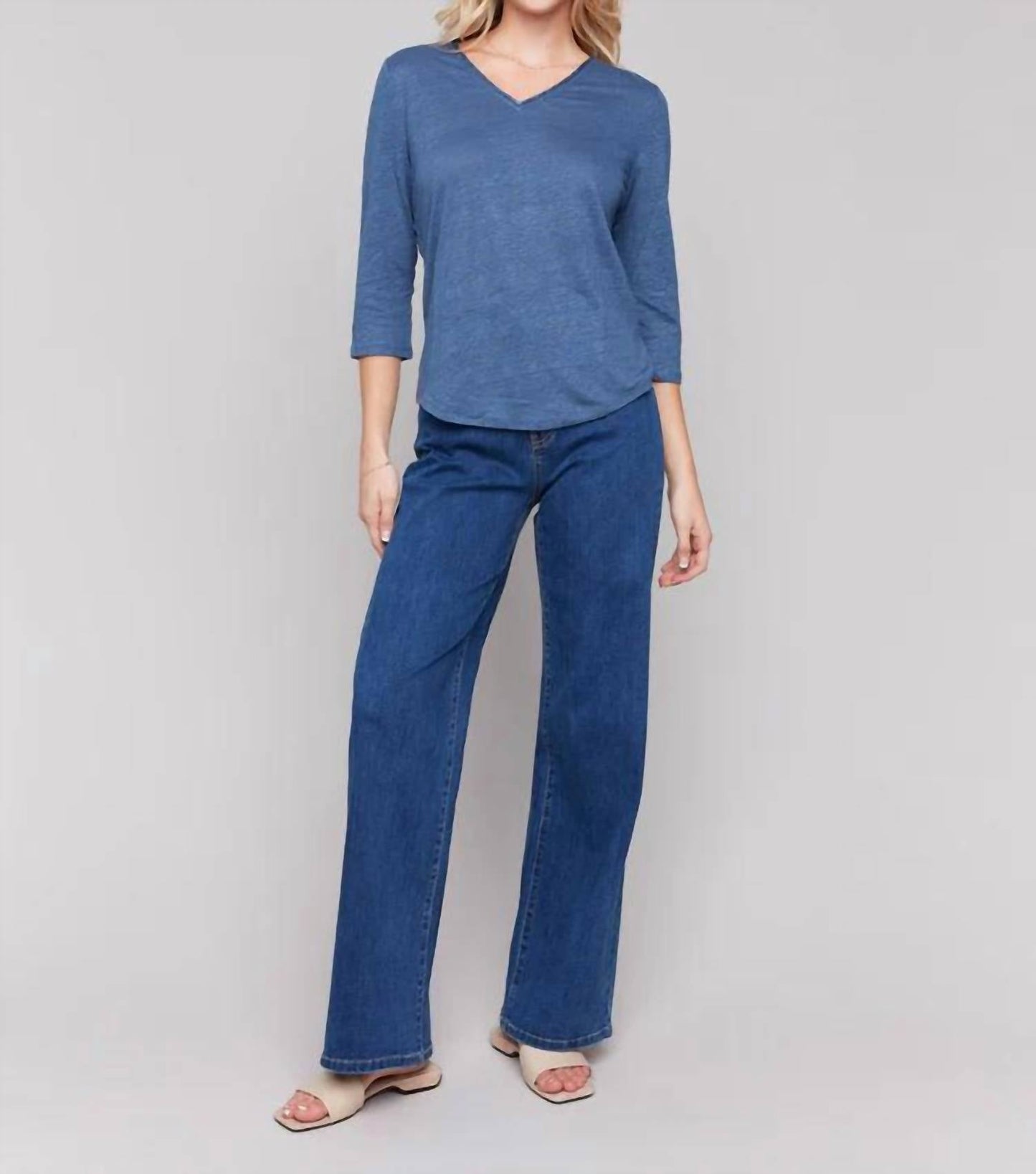 Charlie B - Linen Blend V-neck Top