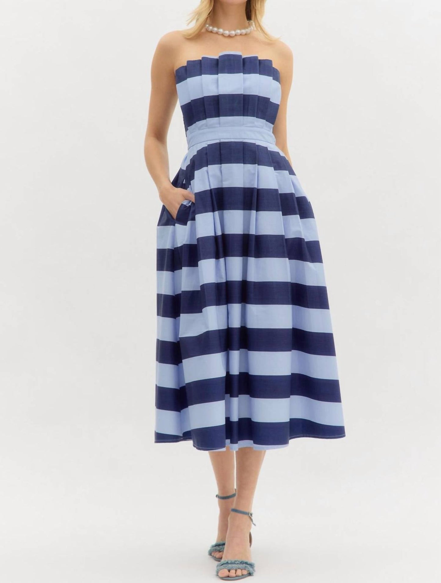 Entro - Stripe Print Strapless Pleated Midi Dress
