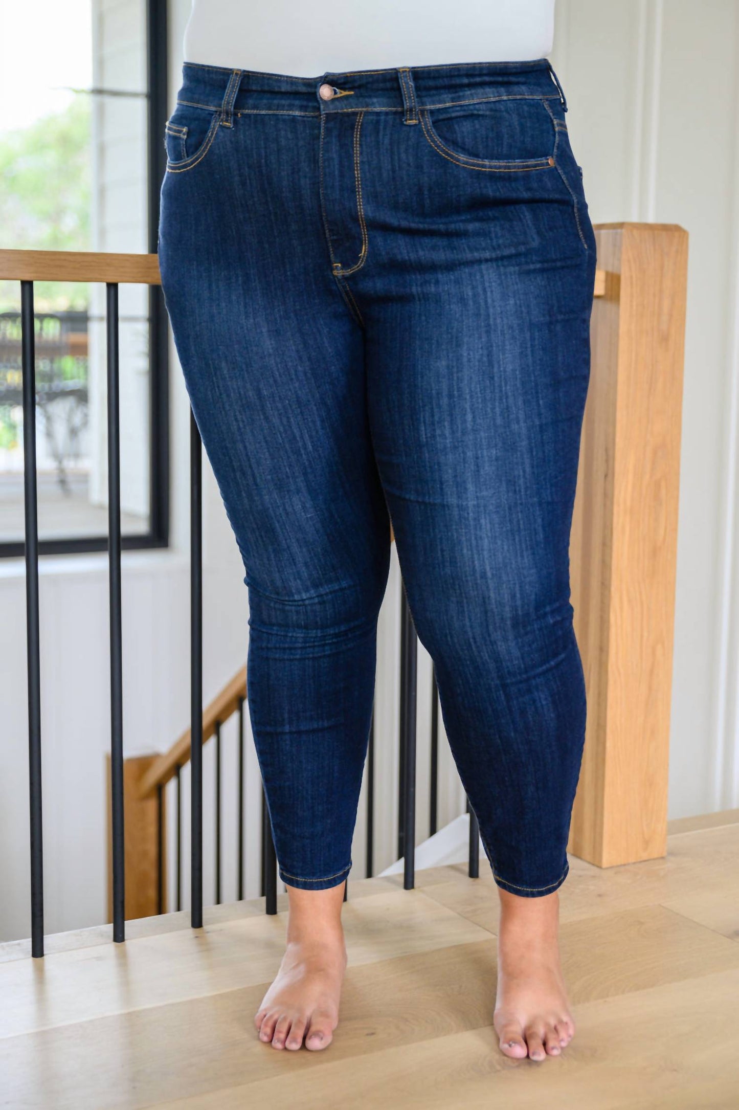 Judy Blue - Back Yoke Skinny Jeans with Phone Pocket