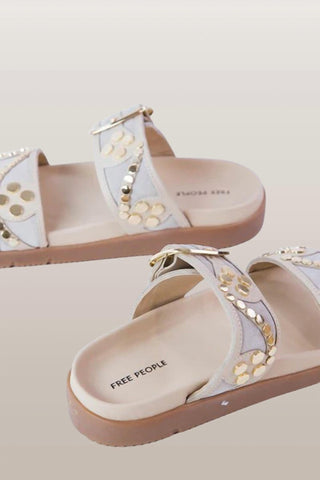 Free People - Sandália Revelry Studded