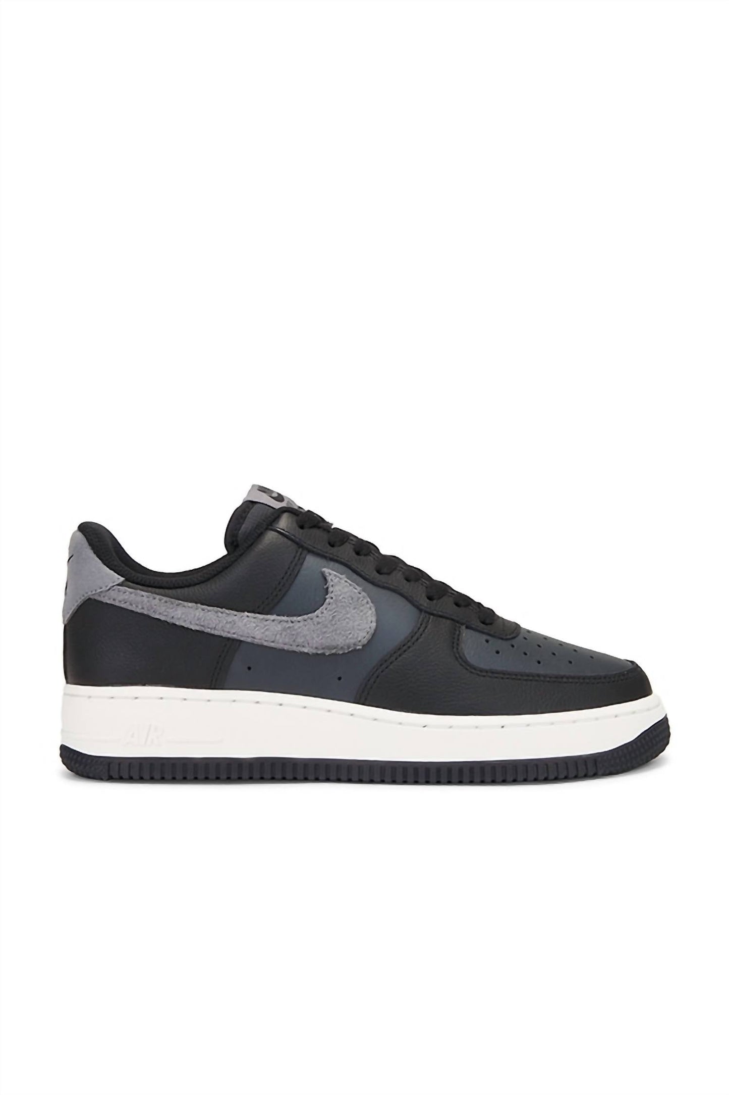 Nike - Men's Air Force 1 '07 LV8