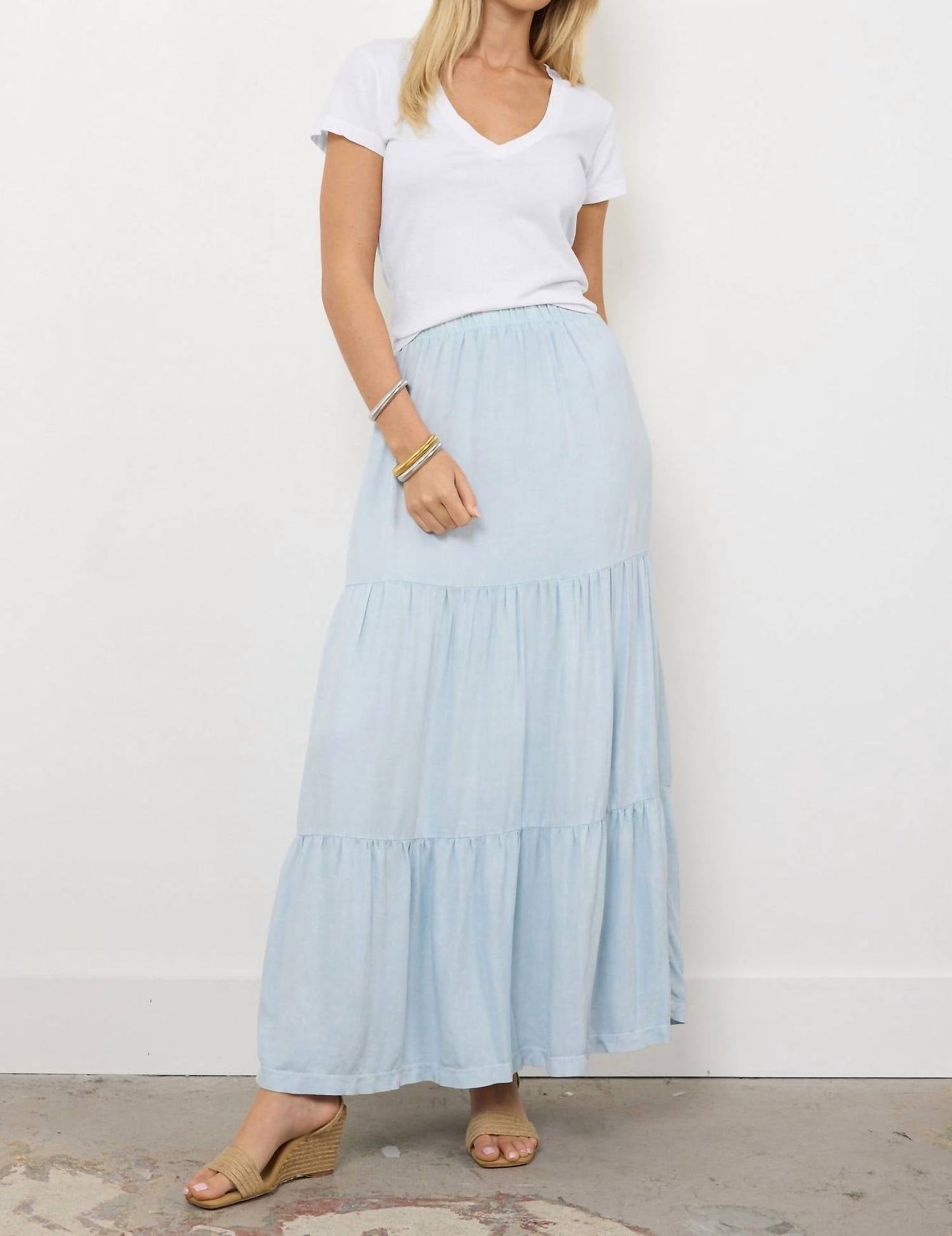 Lamade - Arlo Vneck Short Sleeve Tee