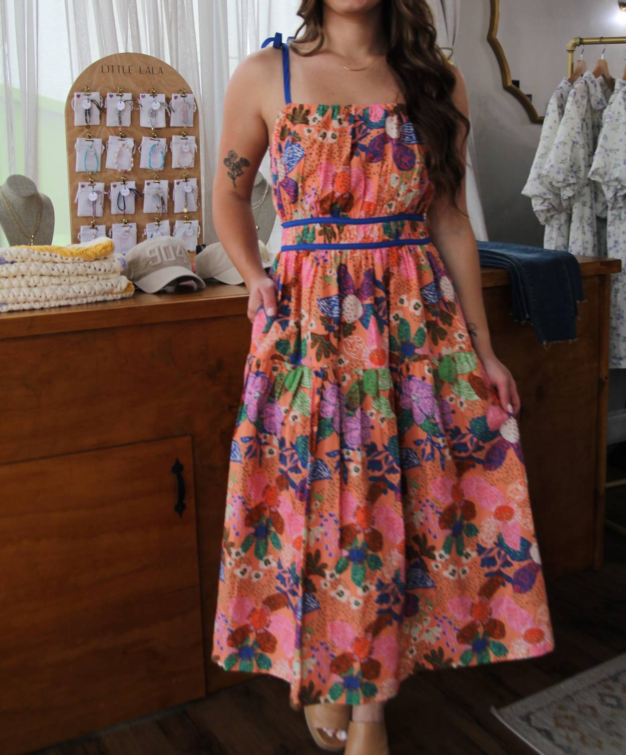 &Merci - Good Days Floral Midi Dress