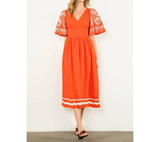 Thml - Embroidered Flutter Sleeve Dress
