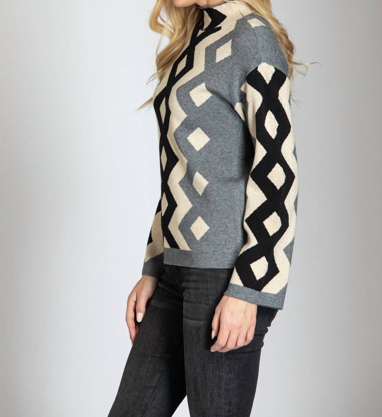 Apny - Argyle Mock Neck Sweater