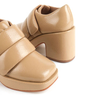 Intentionally Blank - Plataforma de Crime Feminino Loafer