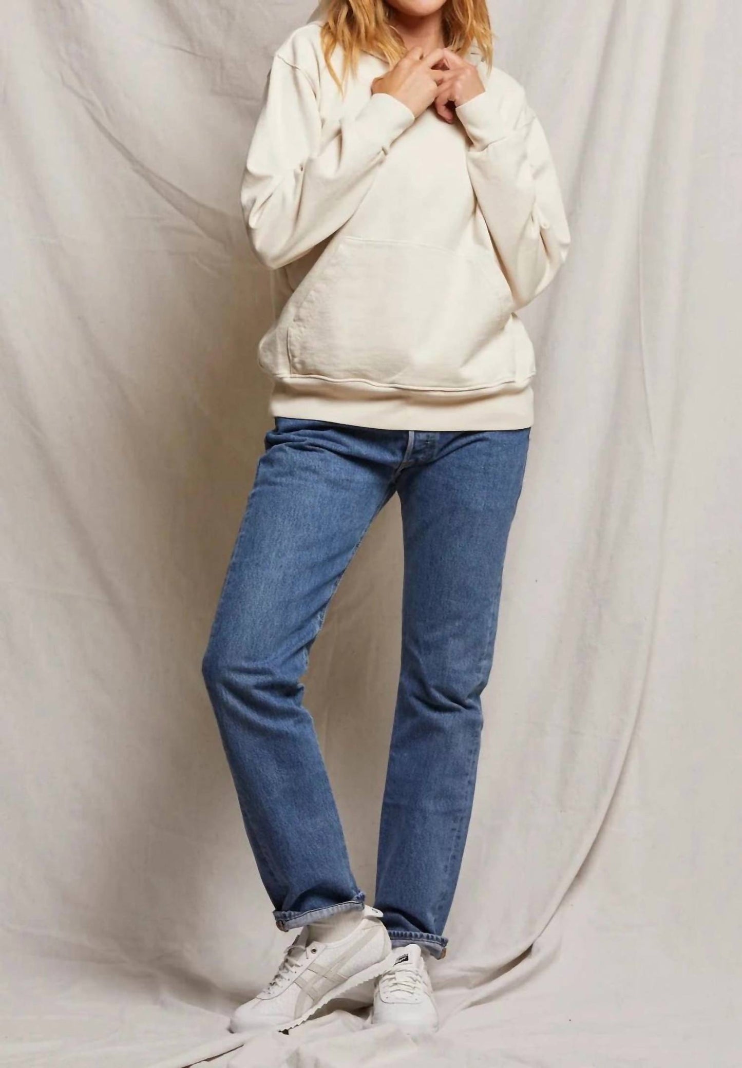 Perfectwhitetee - Women's Kourtney Hoodie