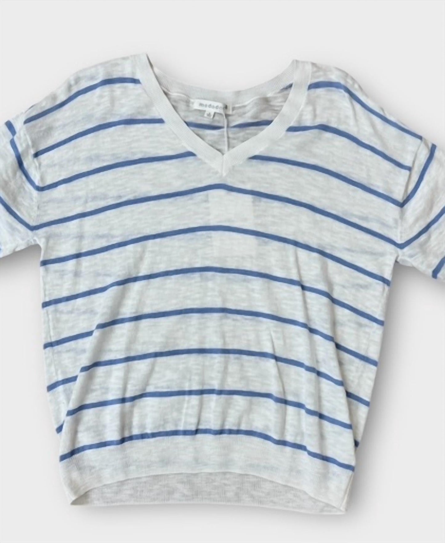 Mododoc - Stripe V-neck Sweater