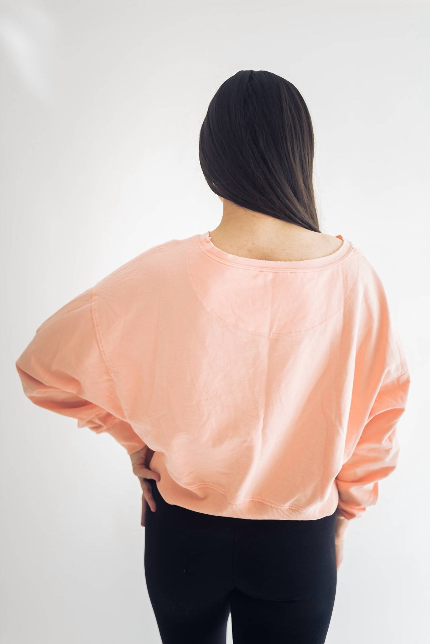 Falcon Park - Annie Cropped Sweatshirt