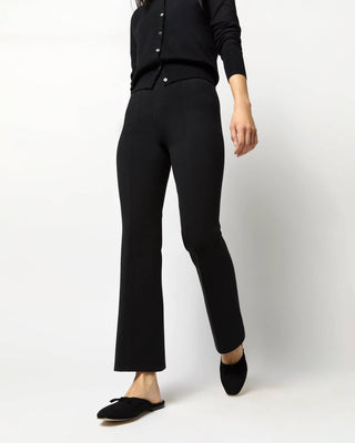 Ann Mashburn - Calça Cropped Flare de Malha Lara