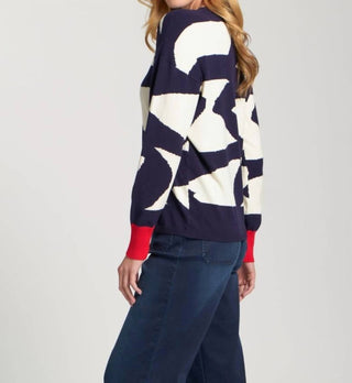 Apny - Graphic Print Crew Neck Knit Sweater