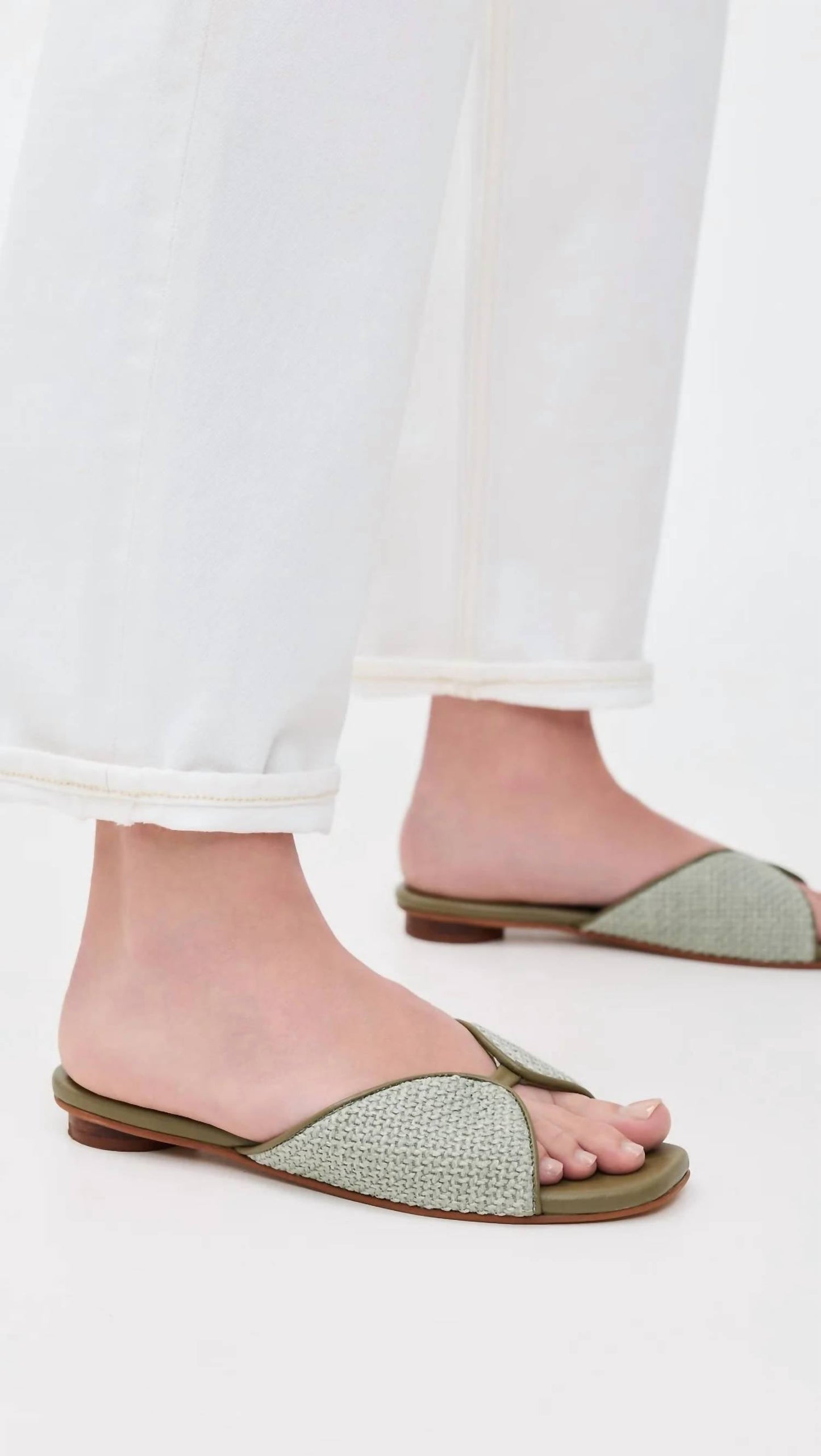 Kaanas - Women's Serene Sandal