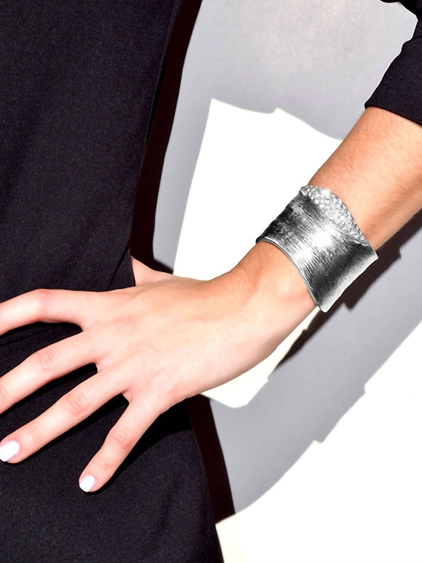 Avenue Chic - Women's Alexia Bracelet