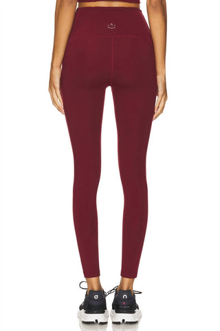 Além do Yoga - Legging Midi Powerbeyond Strive