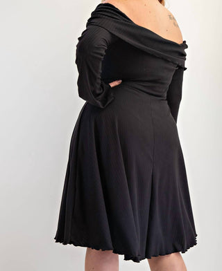 The Curve La - Plus Size Ribbed Knit Off Shoulder Knit Short Dress