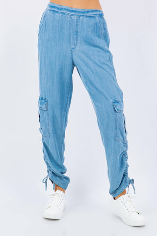 Paparazzi - Calça cargo jeans com cinto Tencel