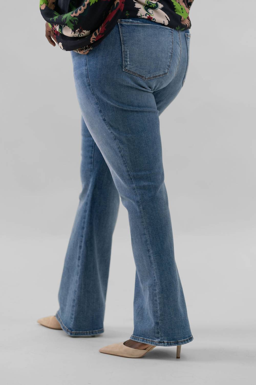 Kut From The Kloth - Ana High Rise Flare Jeans - Plus