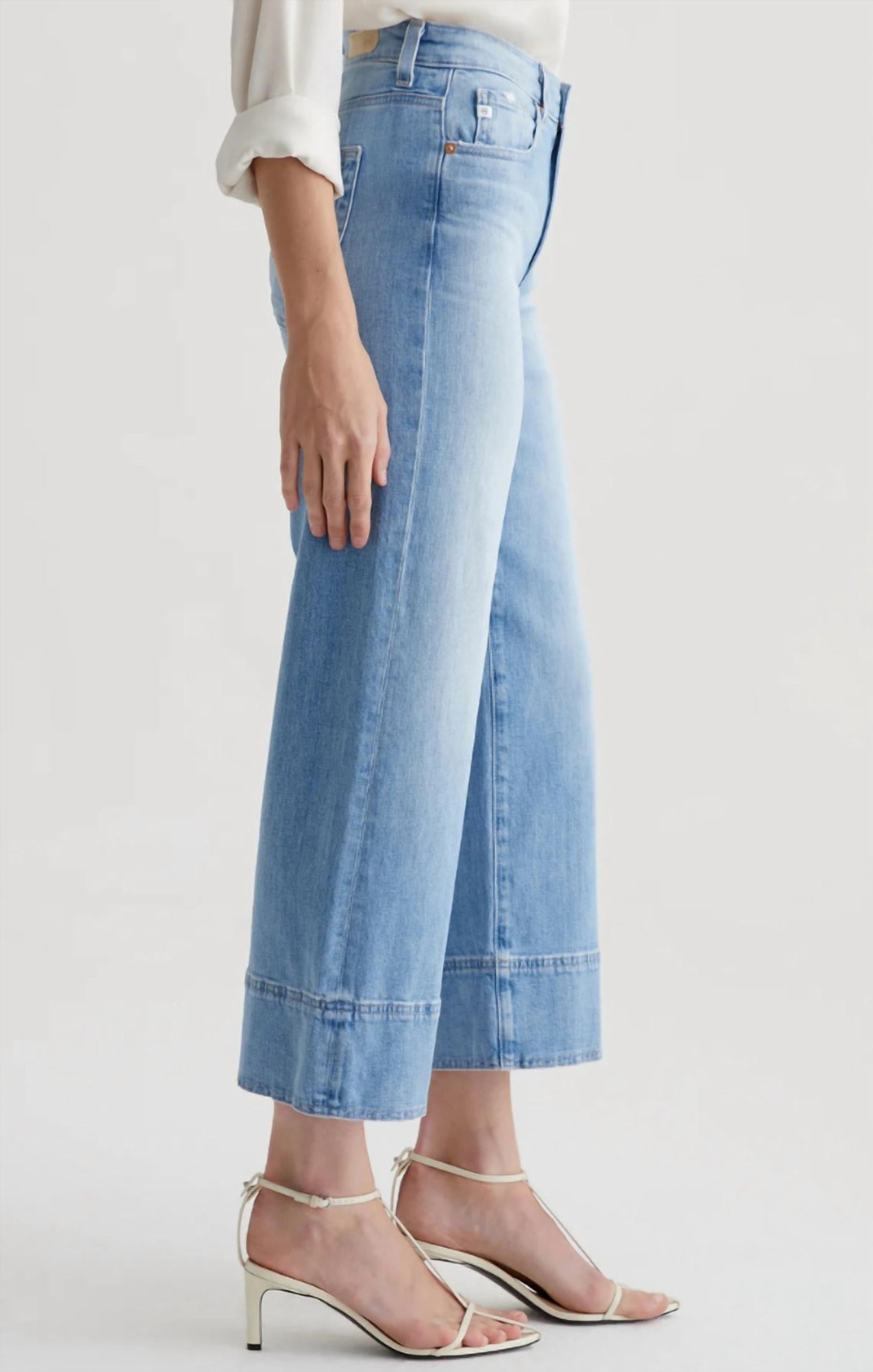 Ag Jeans - Saige Mid Rise Wide Leg Crop Jean