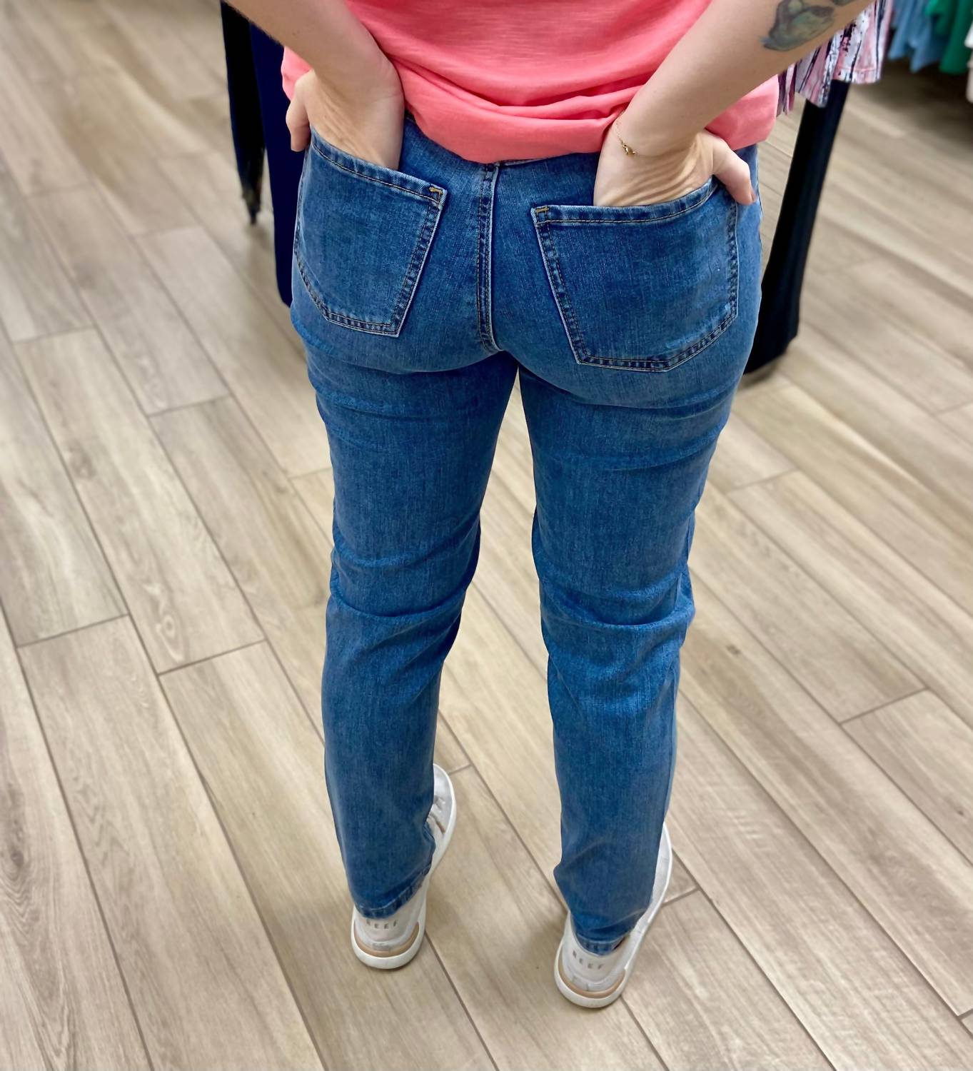 Fdj - Embroidered Rose Jeans