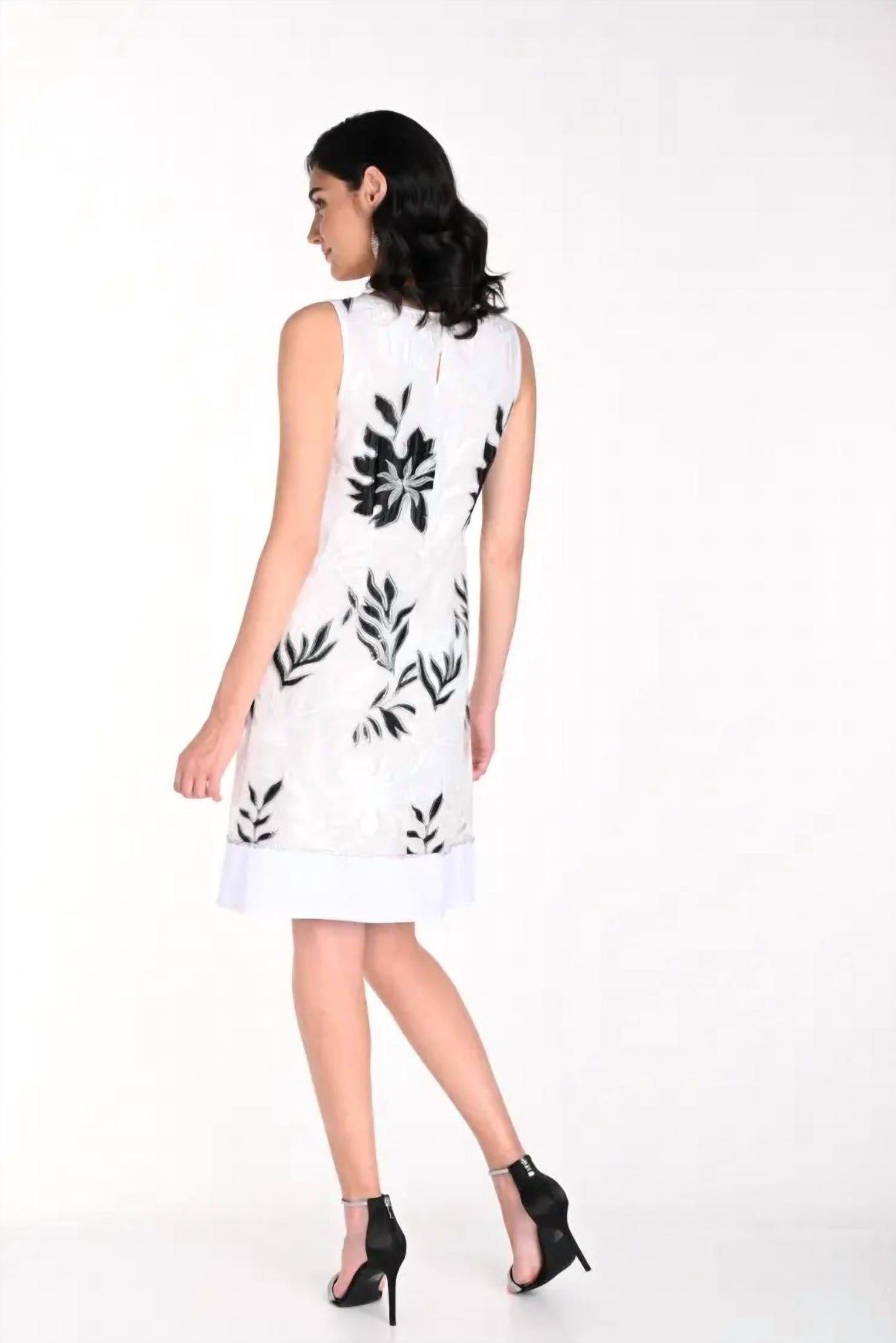 Frank Lyman - Sleeveless Mini Dress