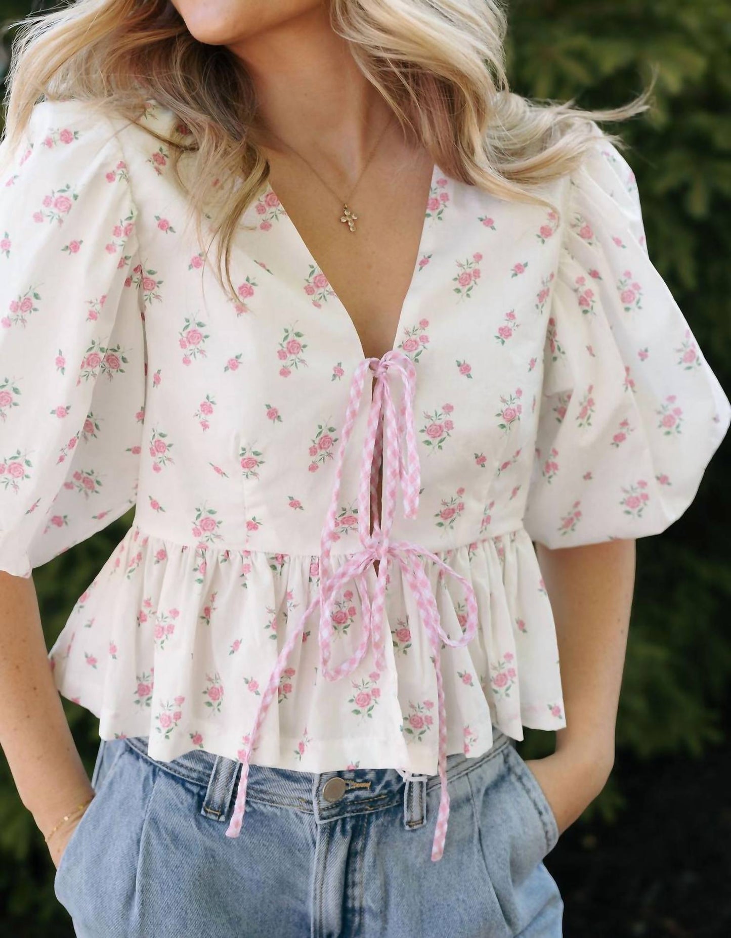 Mable - Ditsy Floral Bow Top