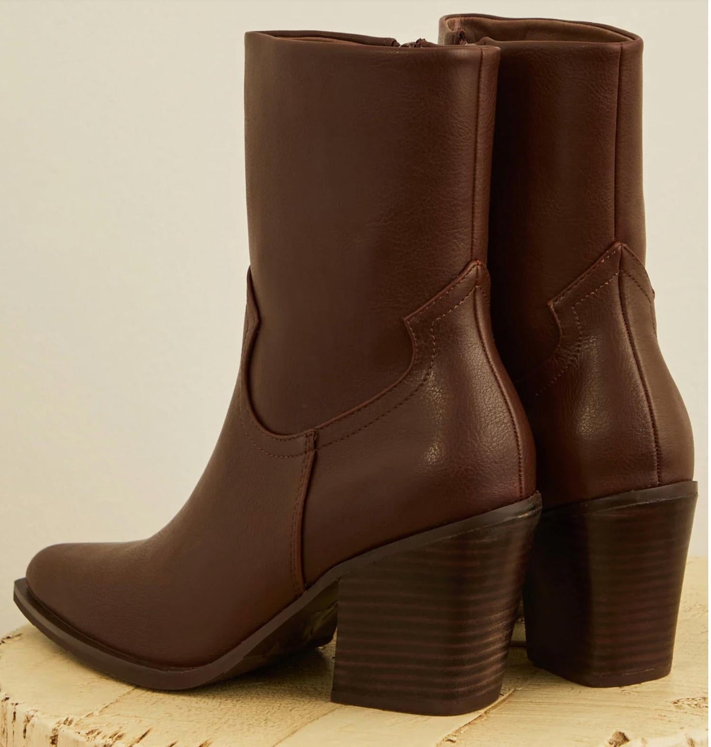 Shu Shop - Women's Victoria Bootie