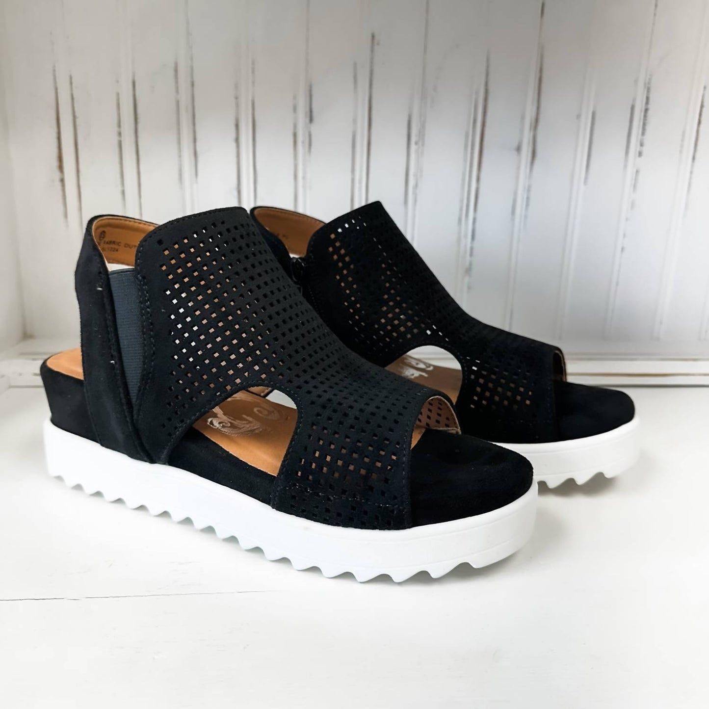 Very G - Women's Amy Platform Sandal