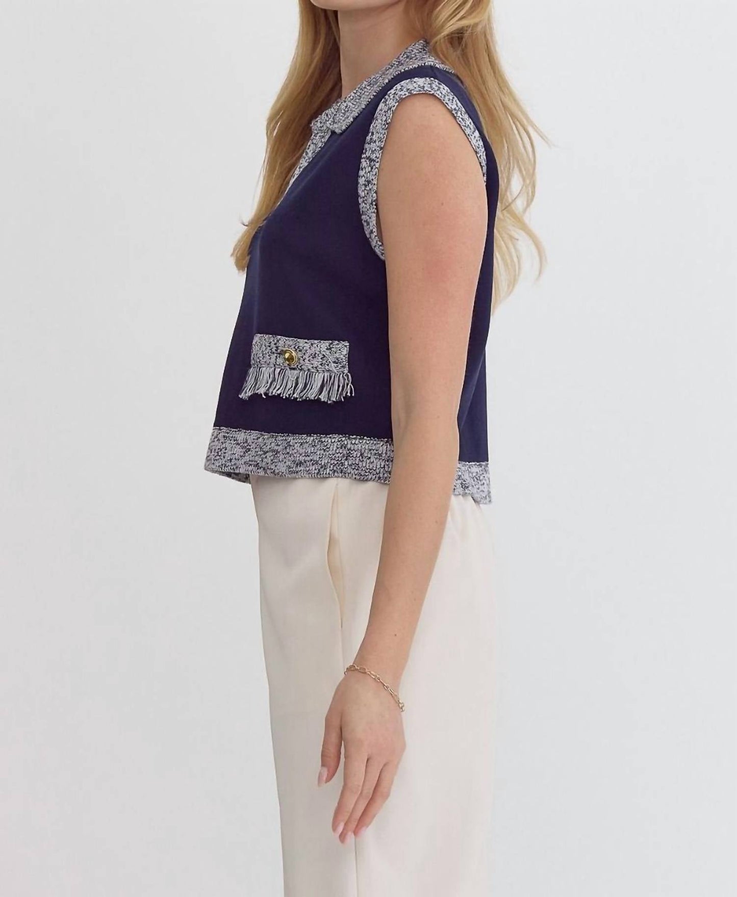 Entro - Collared Sleeveless Top