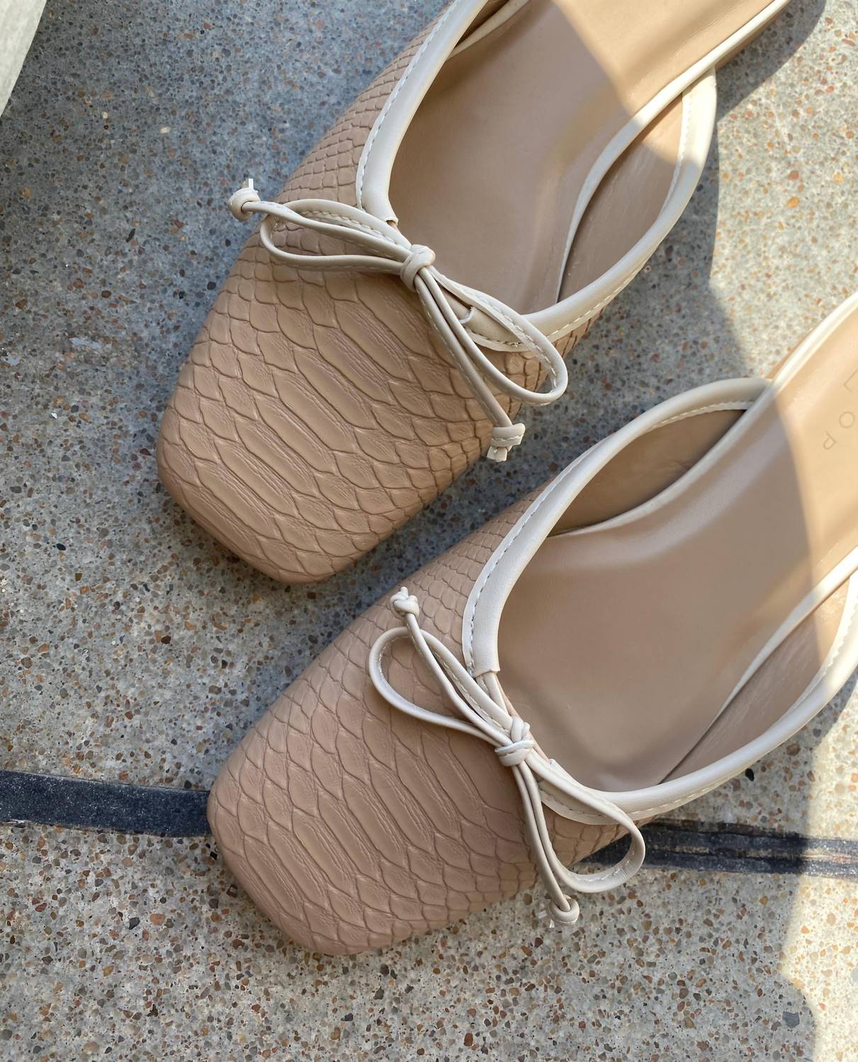Shu Shop - Women's Andrea Snake Flats