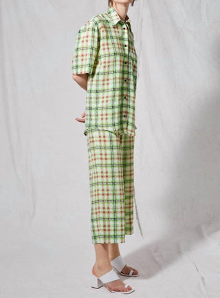 Topshop - Calça de seda com estampa xadrez e cintura alta
