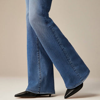 J.Crew - Calça jeans bootcut de cintura alta em 2003 superelástica