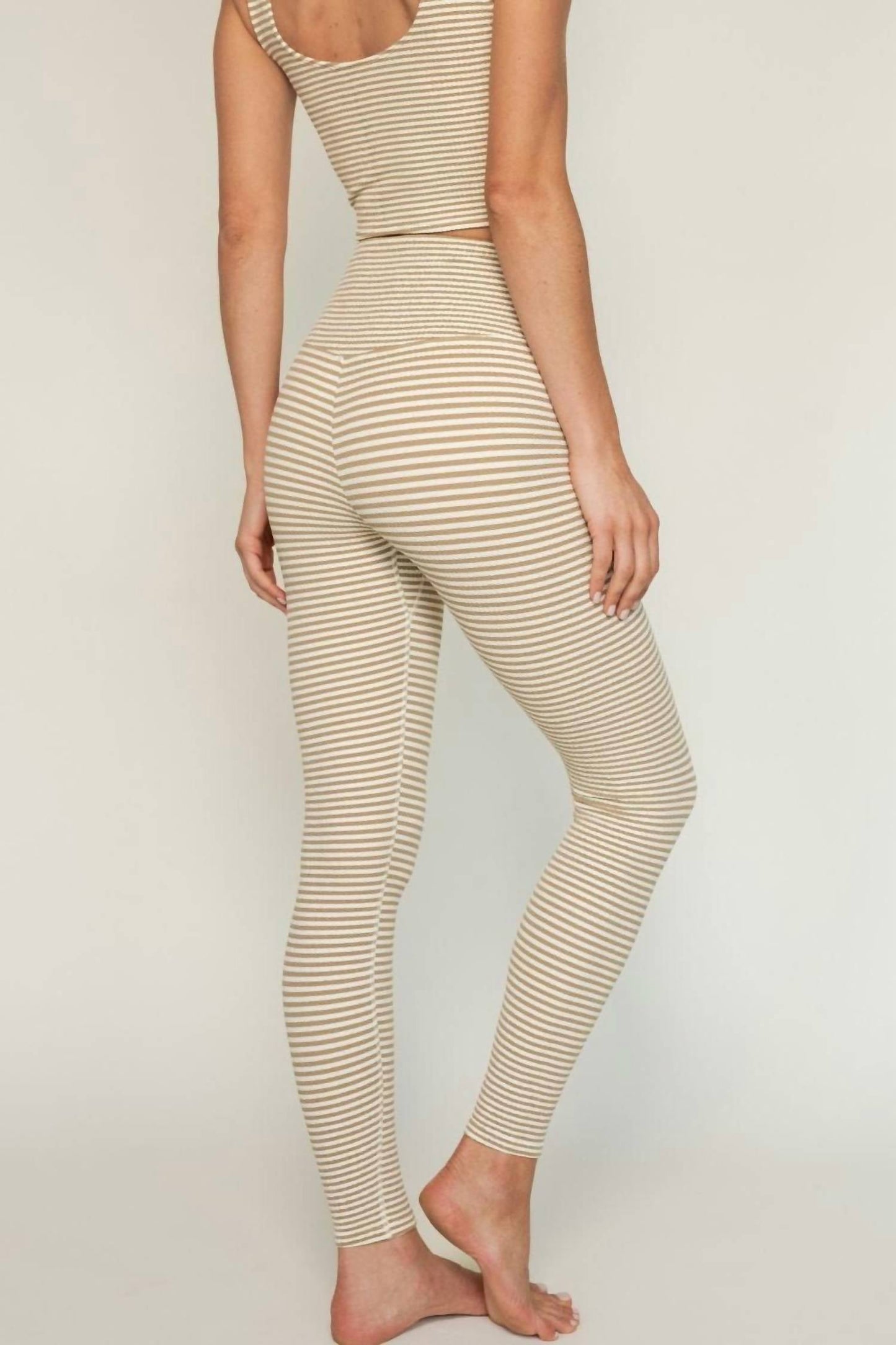Montce - Wide Band Legging