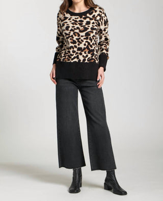 Apny - Leopard Pullover Sweater With Wide Cuffs