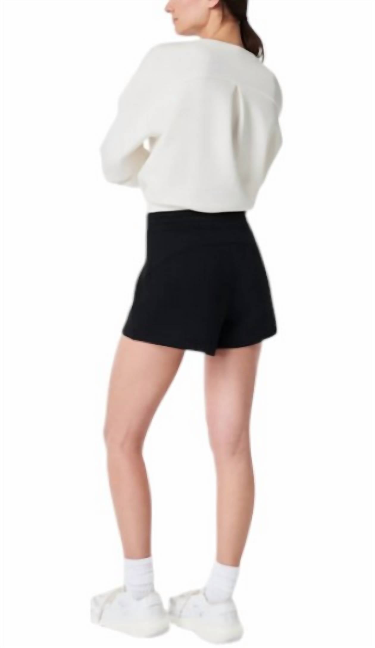 Spanx - AIRESSENTIALS SHORT