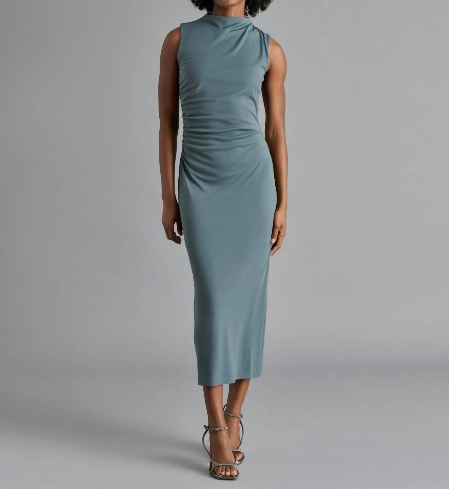 Steve Madden - Mo Sleeves Midi Dress