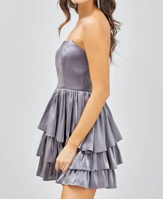 Do+Be - Vestido curto com ombros abertos e babados