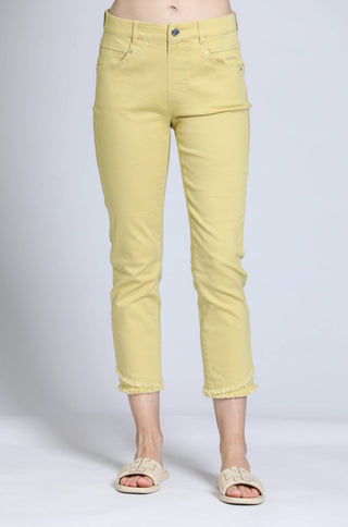 Apny - Calça Jeans Curta Olivia Pull-on Desfiada