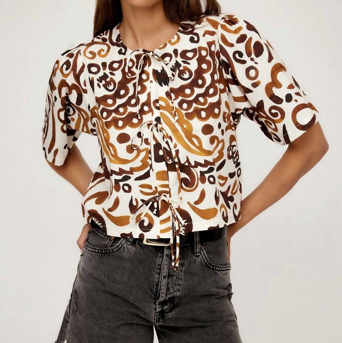 Fifteen Twenty - Nadine Semi Crop Top