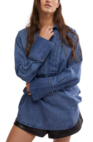Free People - Blusa jeans para depois do expediente
