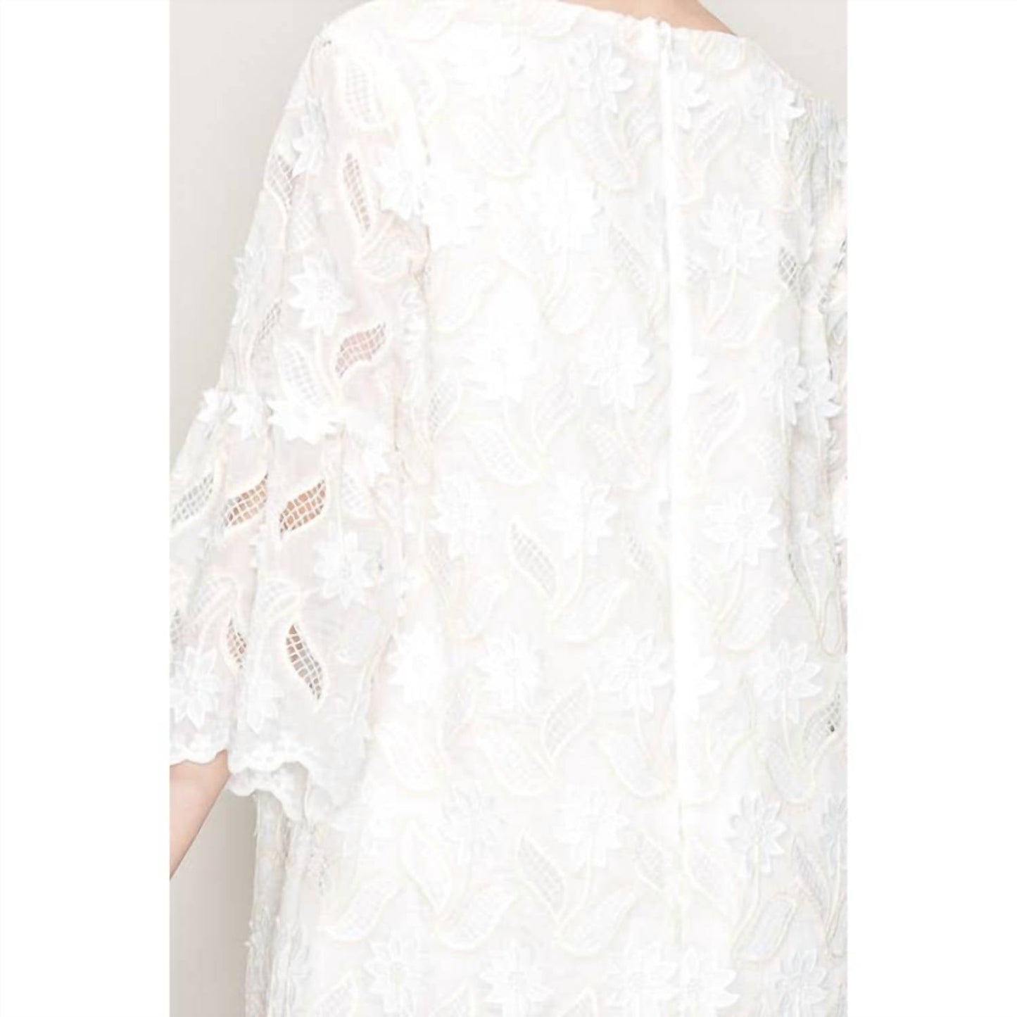 Ina - Floral Lace Three Quarter Sleeves Mini Dress