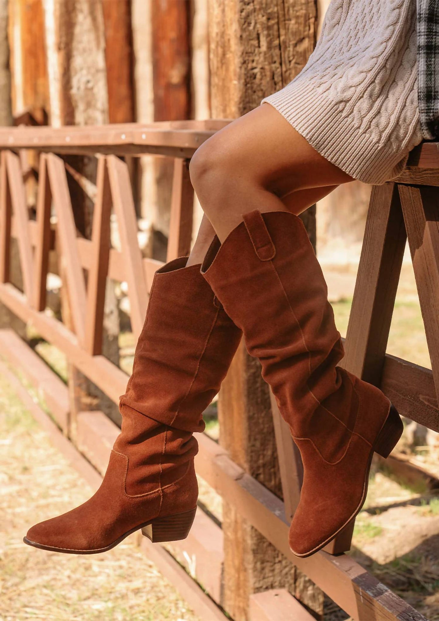 Mia - Women's Lue Boots