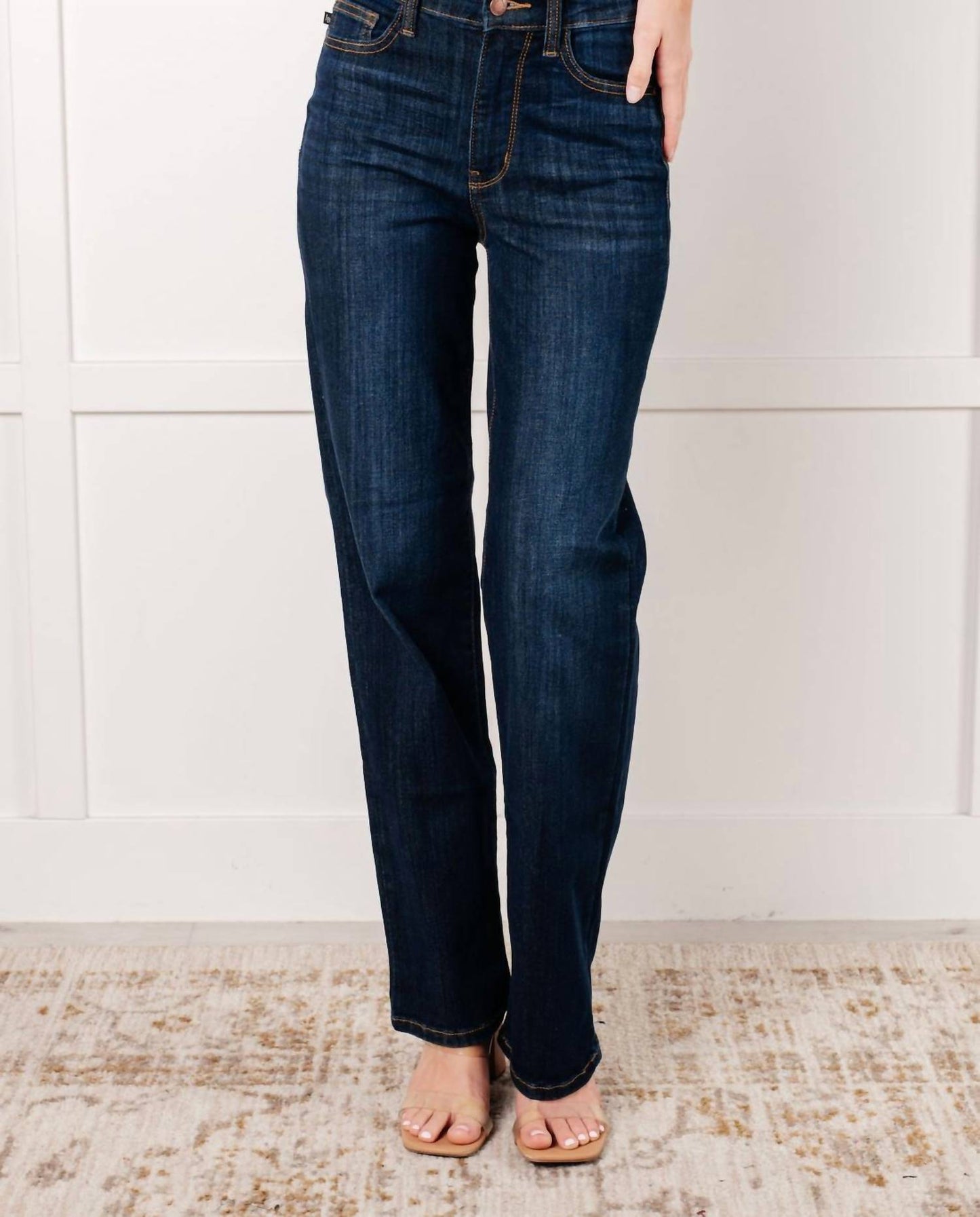 Judy Blue - Alaina High Rise Classic Straight Jean