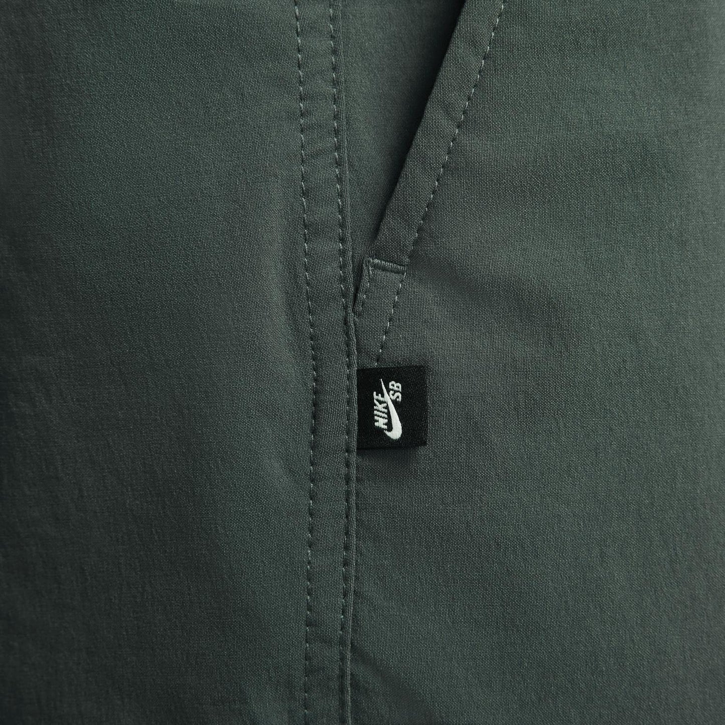 Nike - SB Kearny Cargo Pants