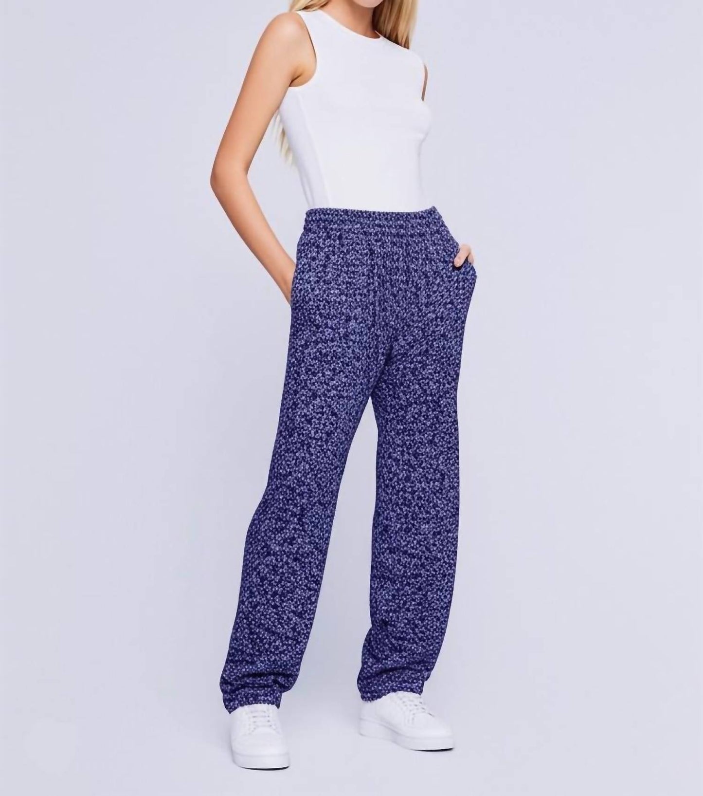 Something Navy - Liv Floral Sweatpants