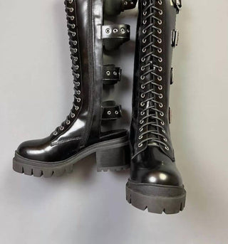 Jeffrey Campbell - Bota feminina de combate com fivela nas costas e salto grosso com cadarço