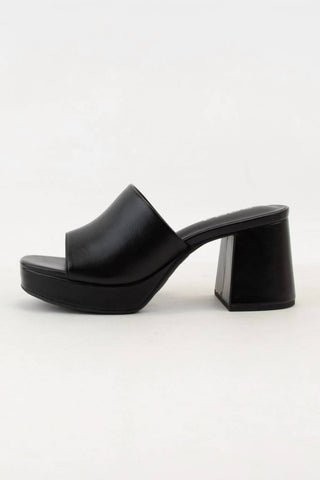Ccocci - Women's Throw Back To Y Two K Sandal