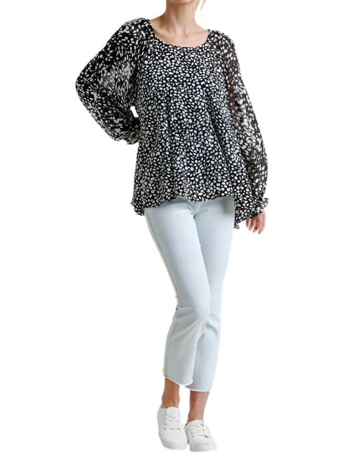 Umgee - Dalmatian Balloon Ruffle Sleeve Top