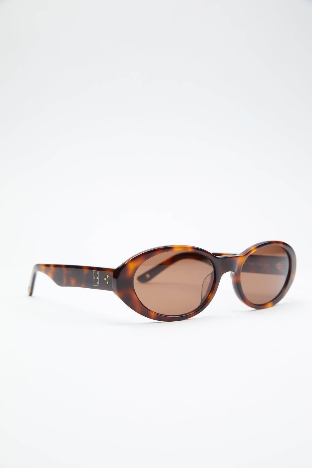 In The Mood For Love - CAROLINE BK SUNGLASSES WITH CHAIN
